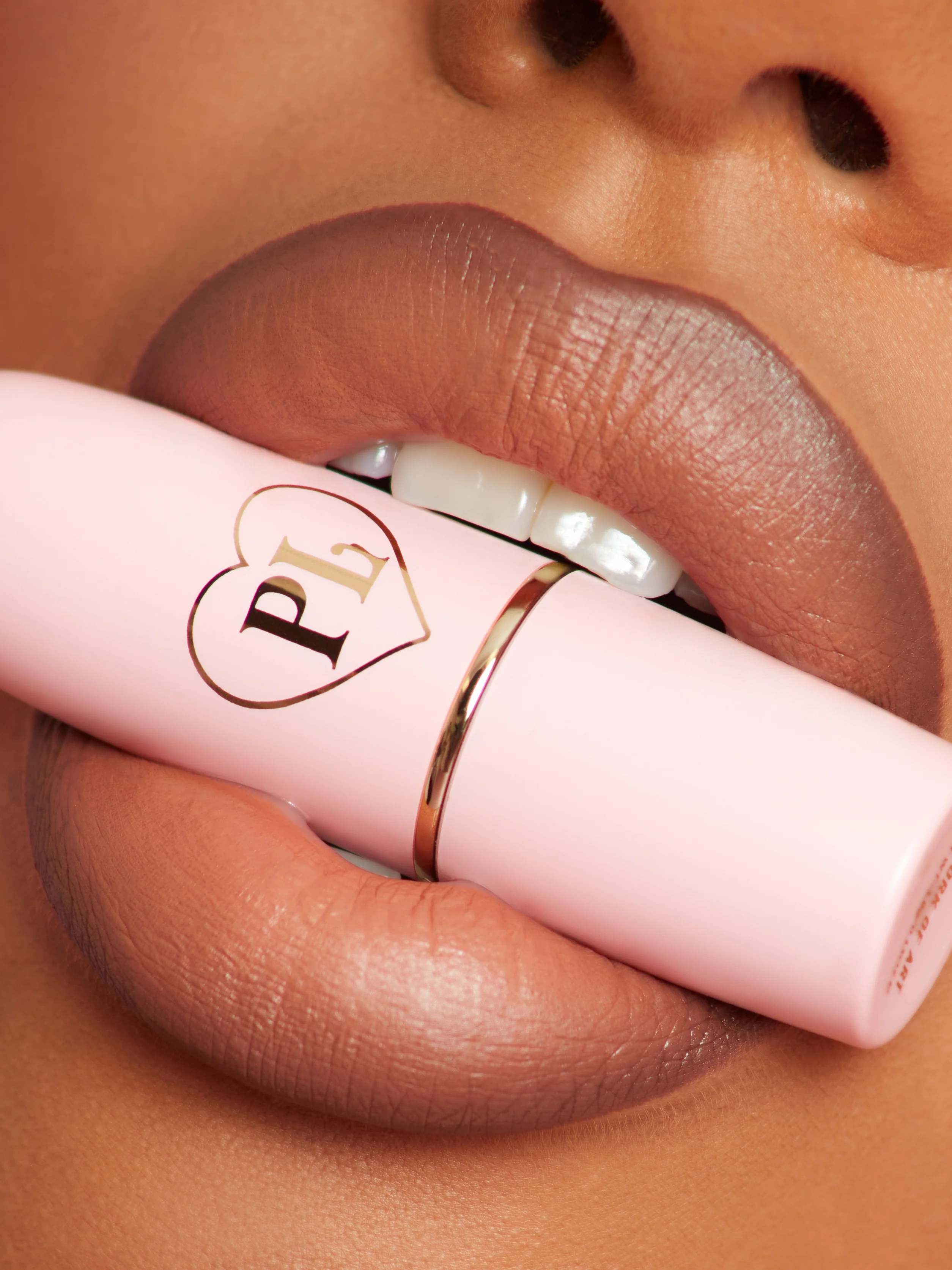 Kiss and Makeup Lipstick & Lip Liner Kit - Image 22