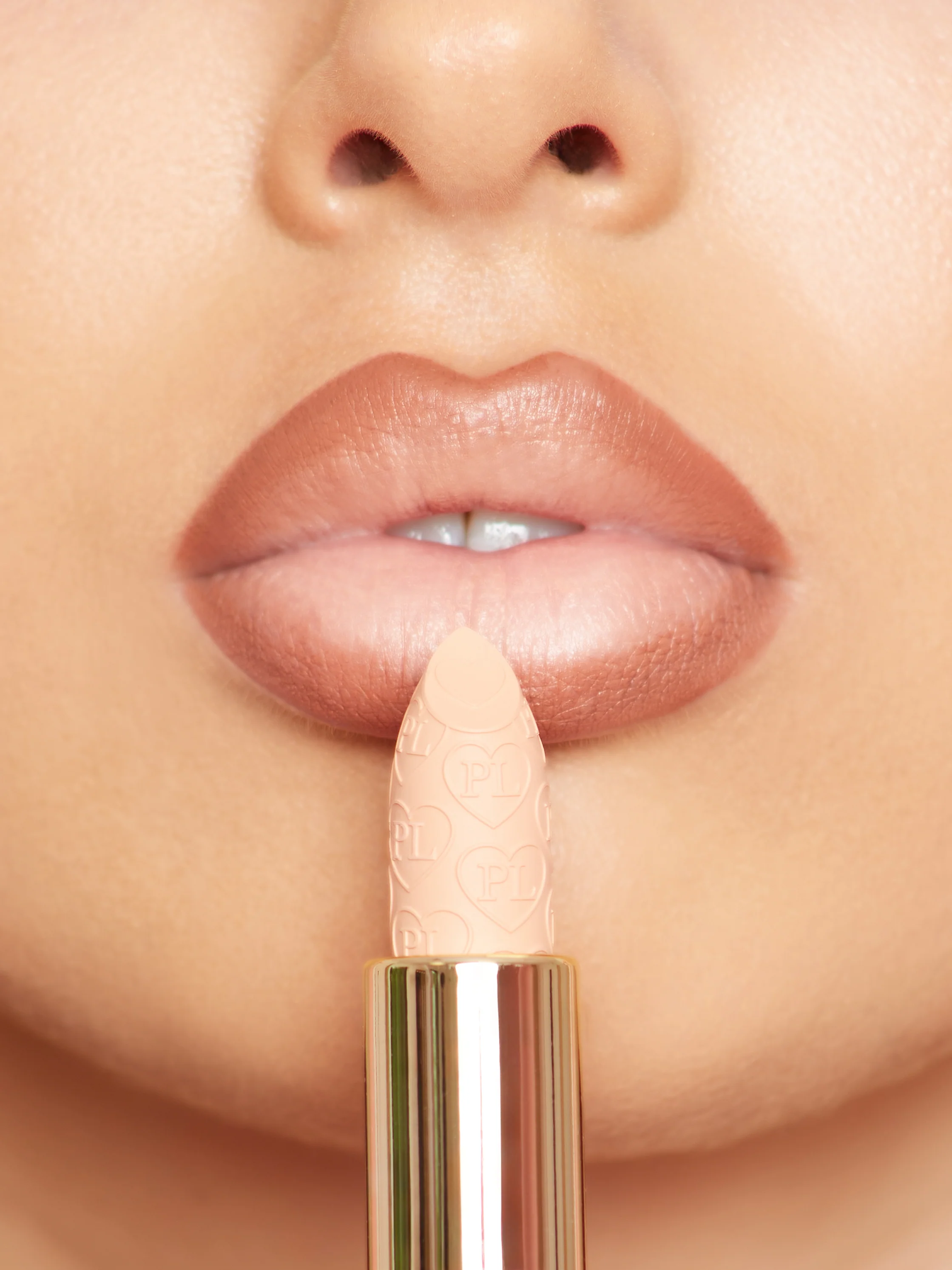 Kiss and Makeup Lipstick & Lip Liner Kit - Image 23