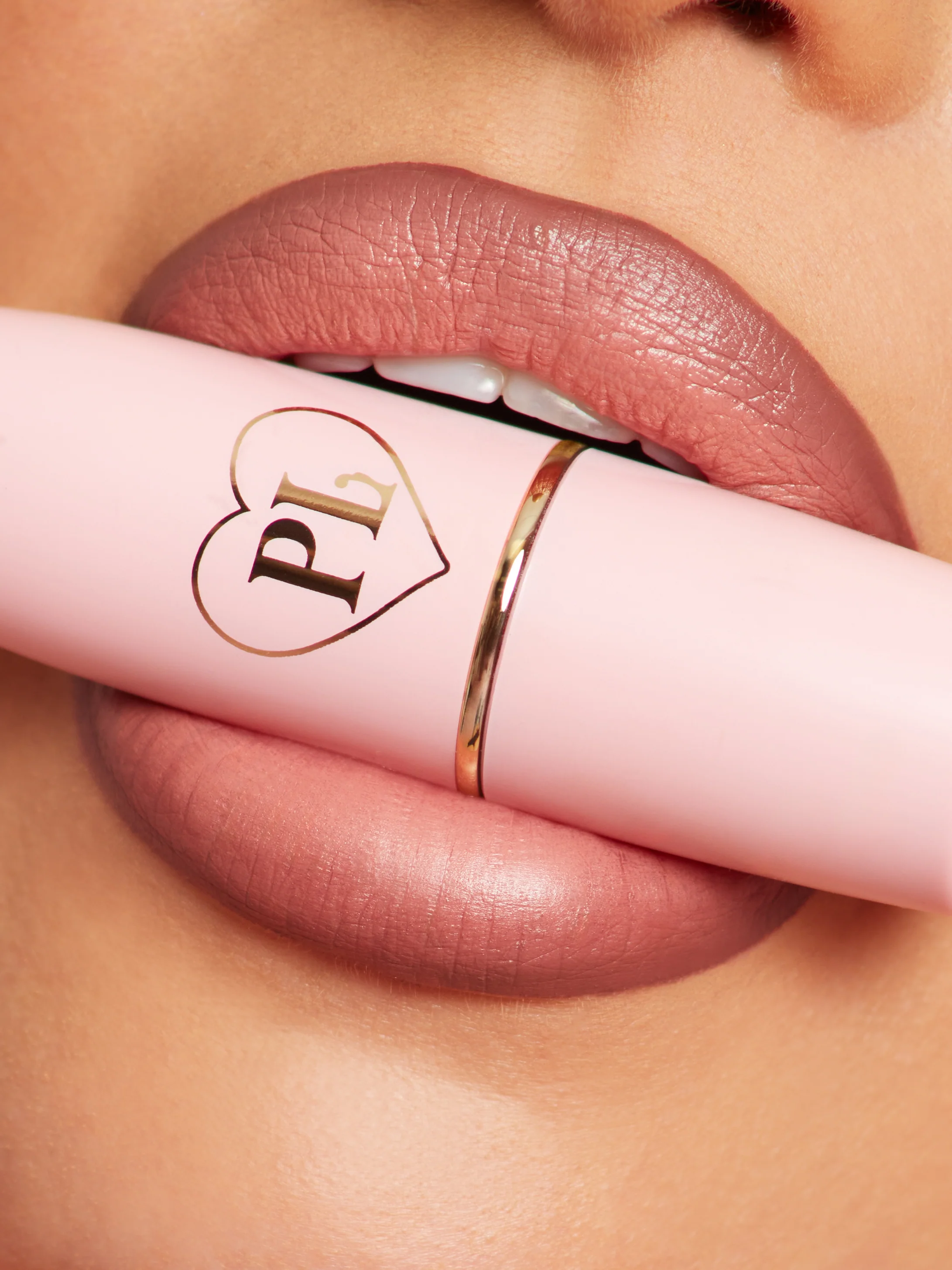 Kiss and Makeup Lipstick & Lip Liner Kit - Image 26