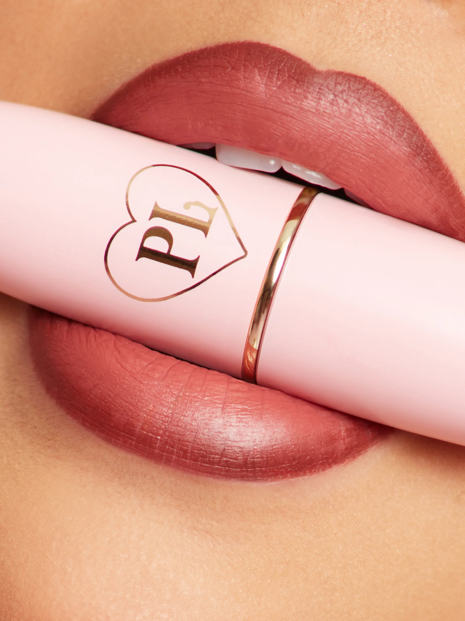 Kiss and Makeup Lipstick & Lip Liner Kit - Image 30