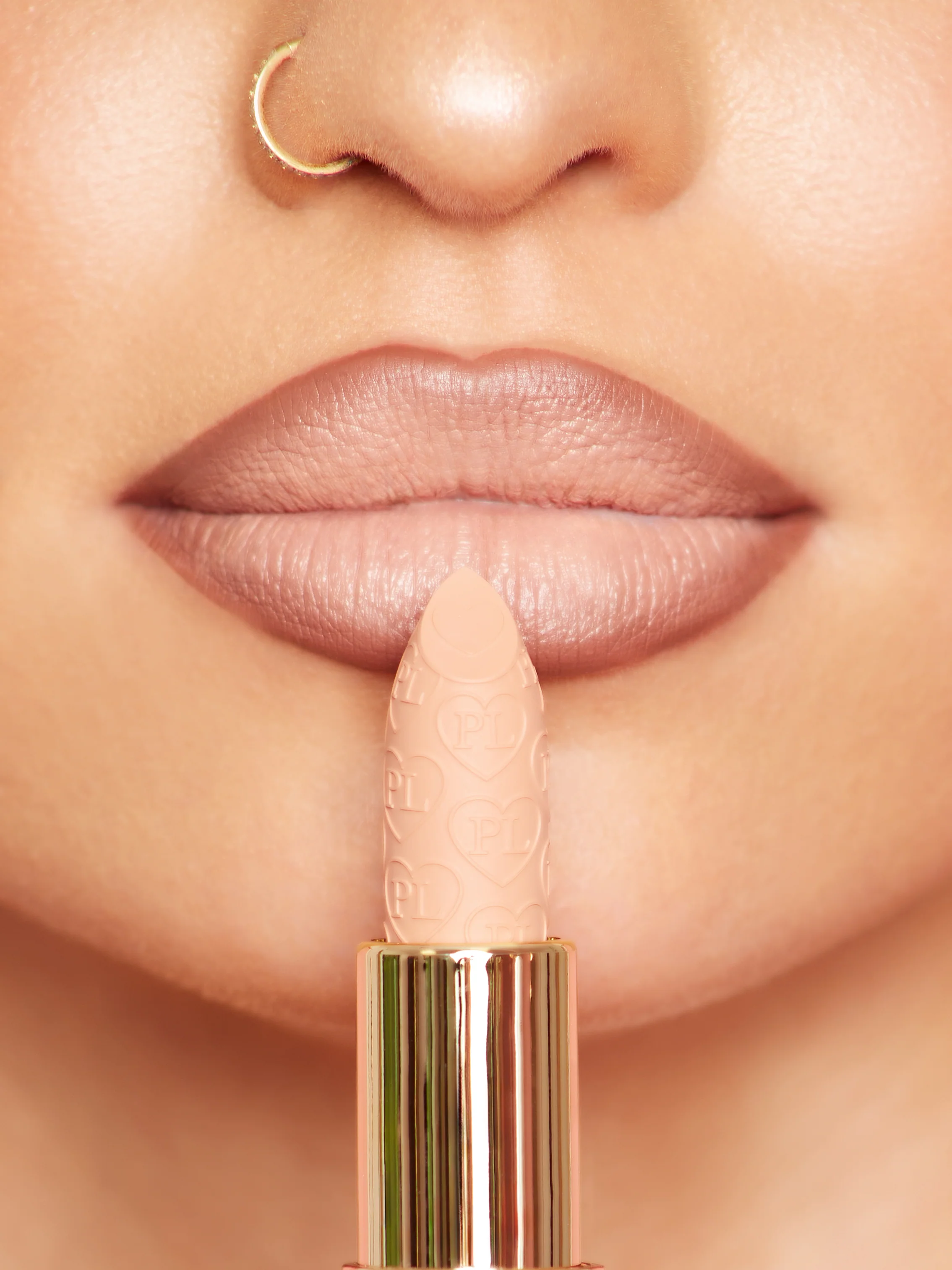 Kiss and Makeup Lipstick & Lip Liner Kit - Image 37