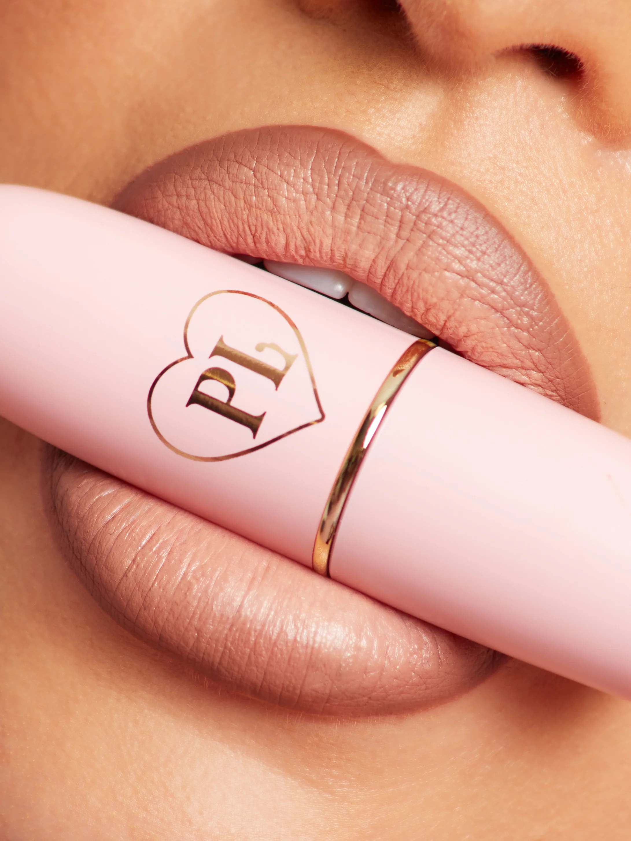Kiss and Makeup Lipstick & Lip Liner Kit - Image 38