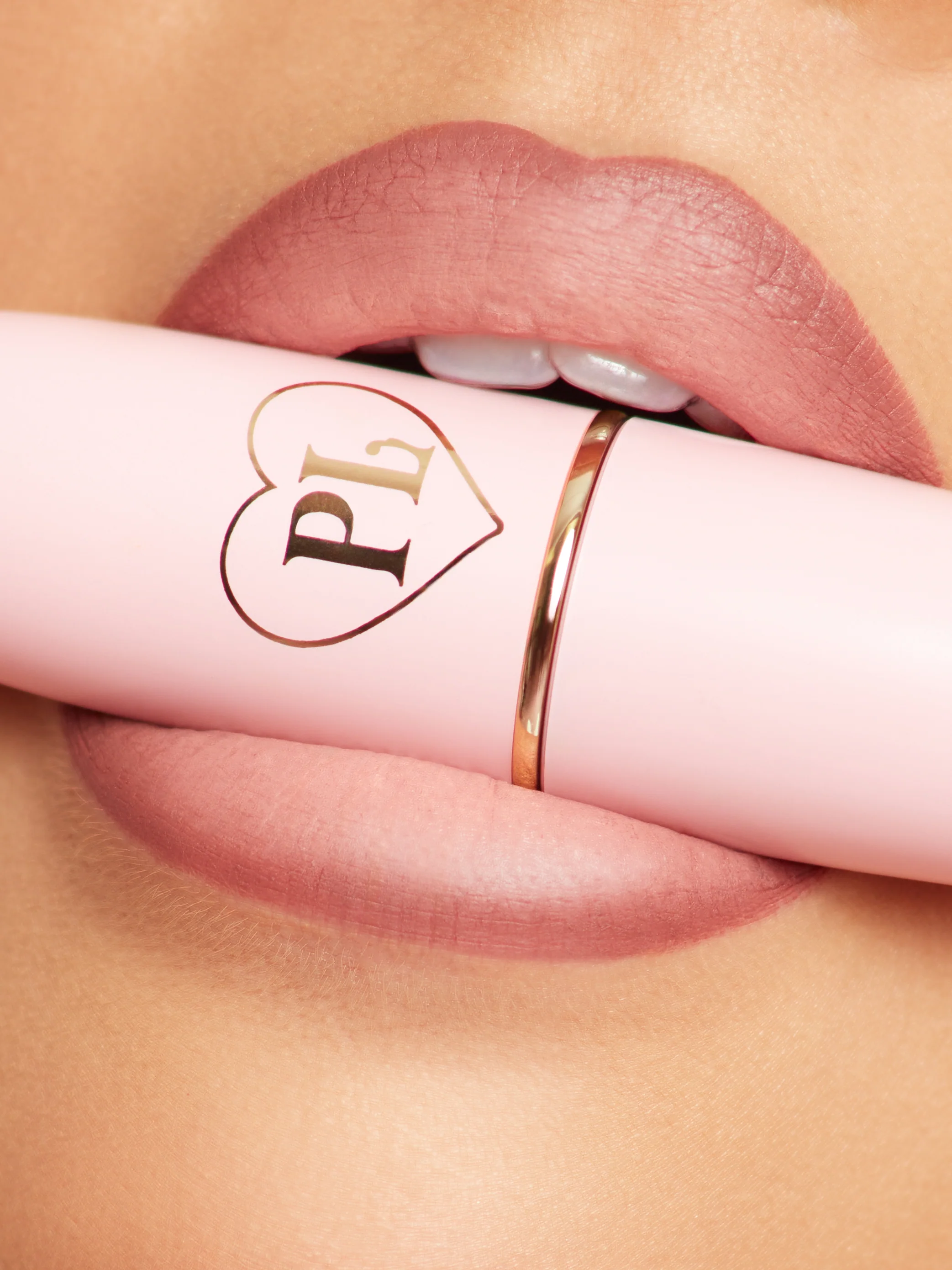 Kiss and Makeup Lipstick & Lip Liner Kit - Image 42