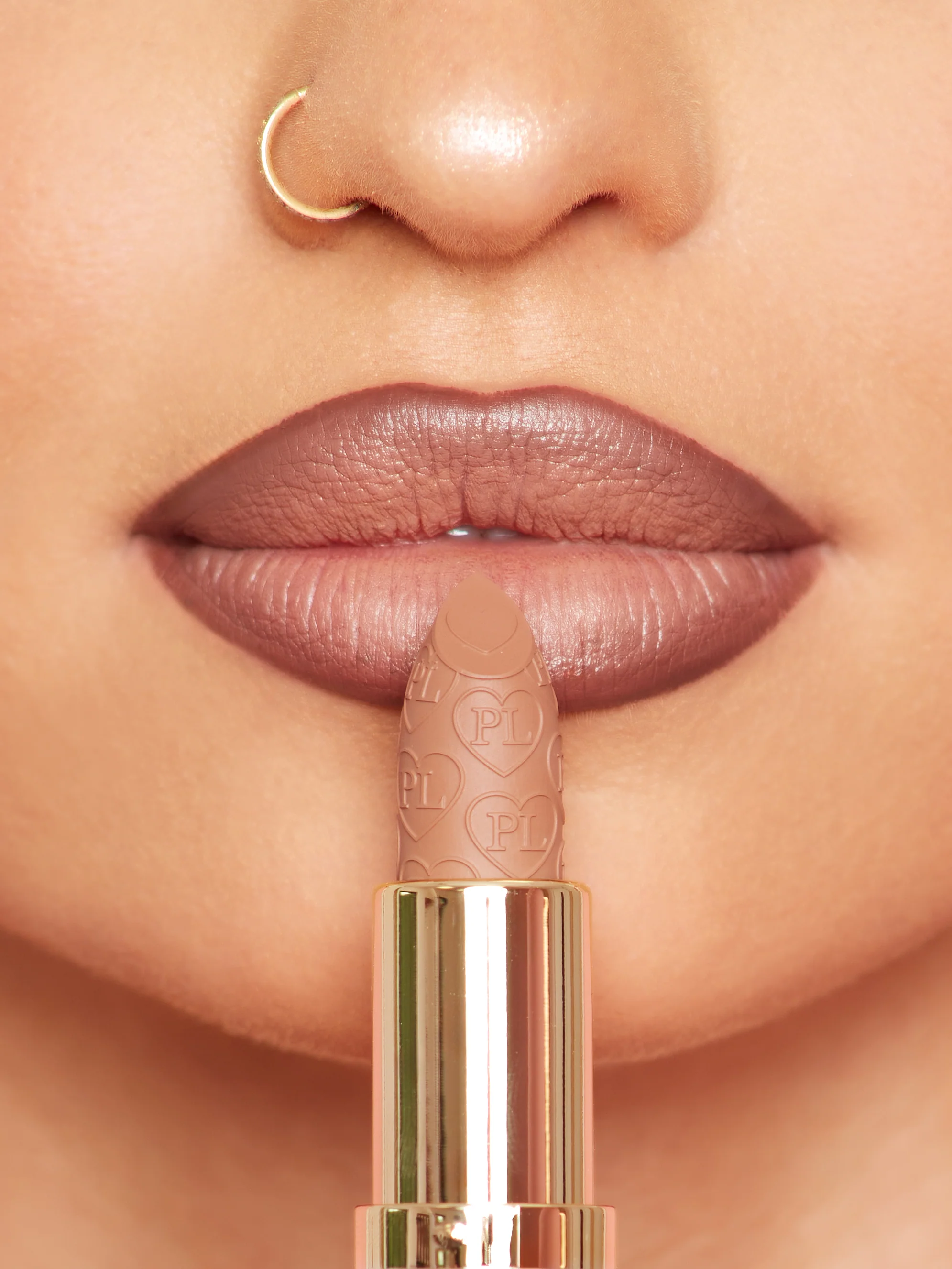Kiss and Makeup Lipstick & Lip Liner Kit - Image 43