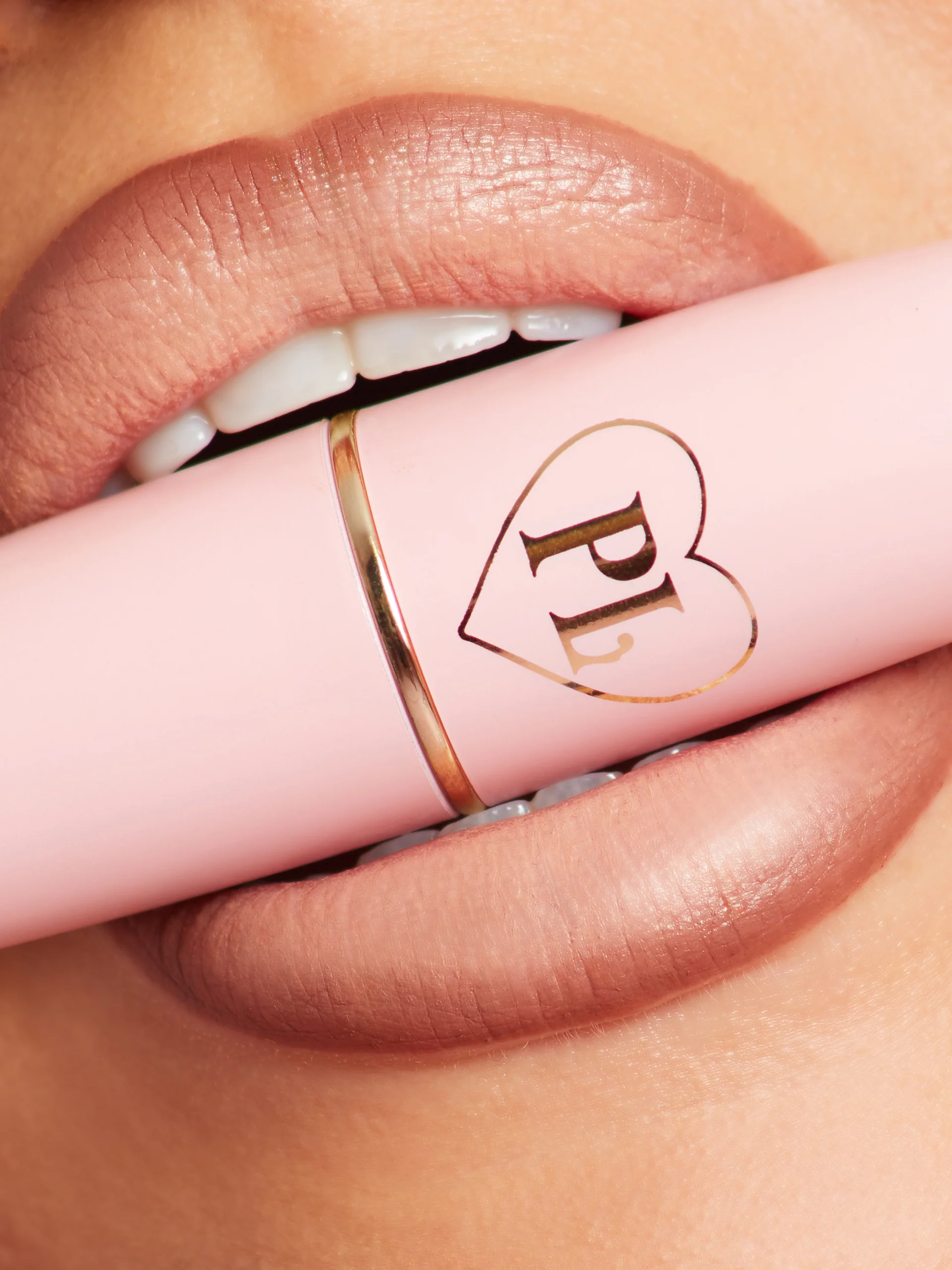 Kiss and Makeup Lipstick & Lip Liner Kit - Image 48