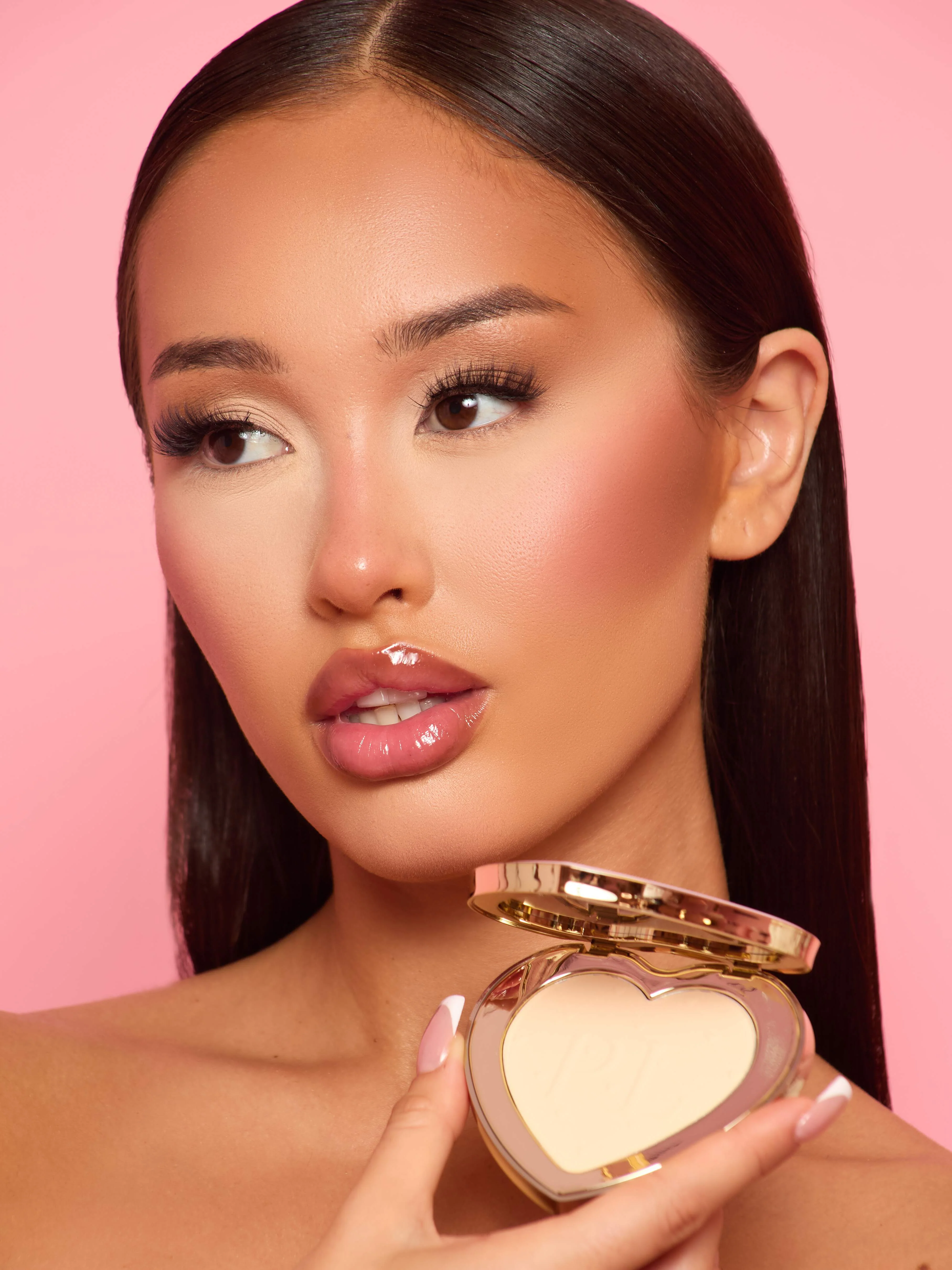 Under-Eye Brightening Powder - Image 52