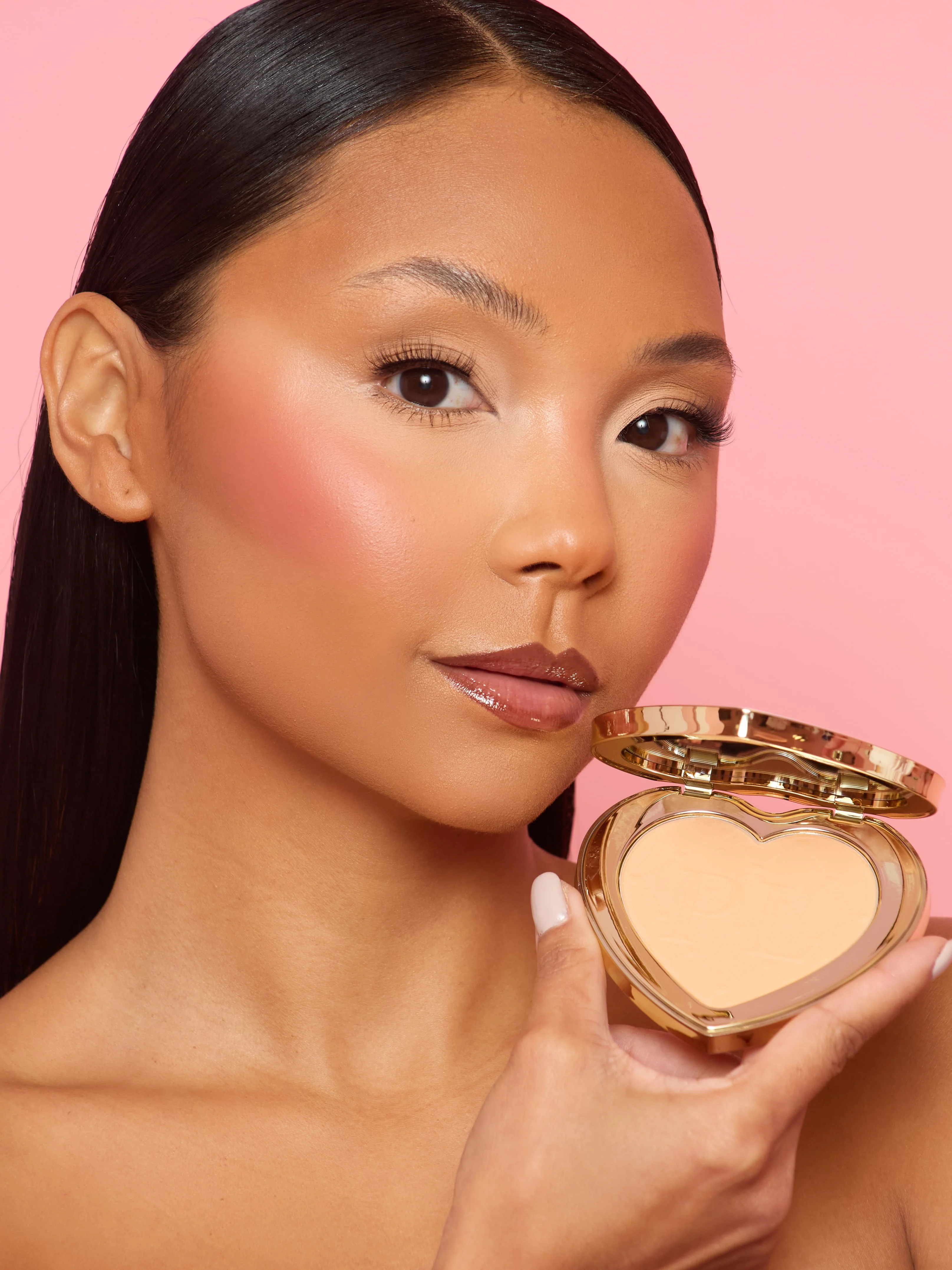 Under-Eye Brightening Powder - Image 72