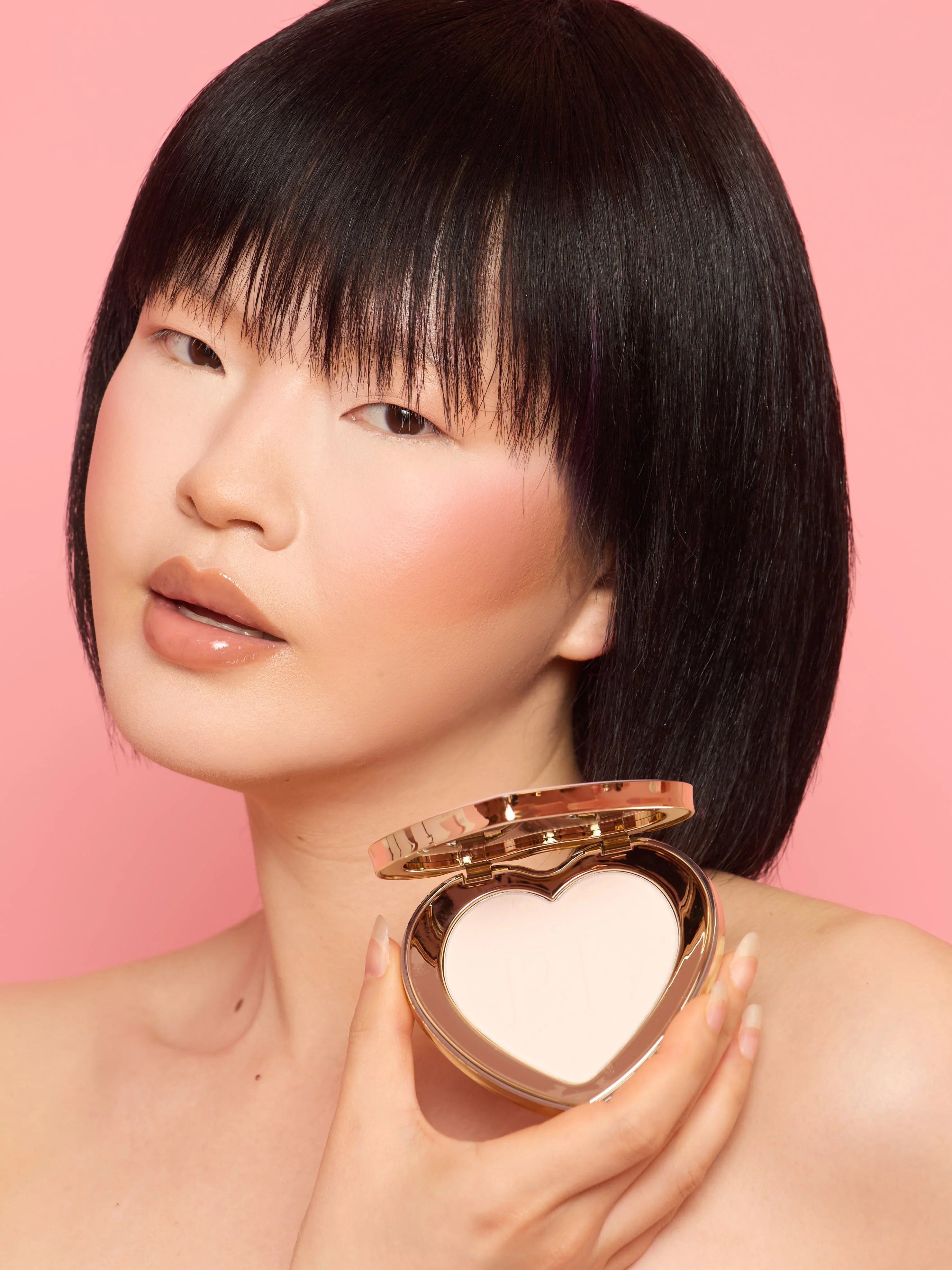 Under-Eye Brightening Powder - Image 8